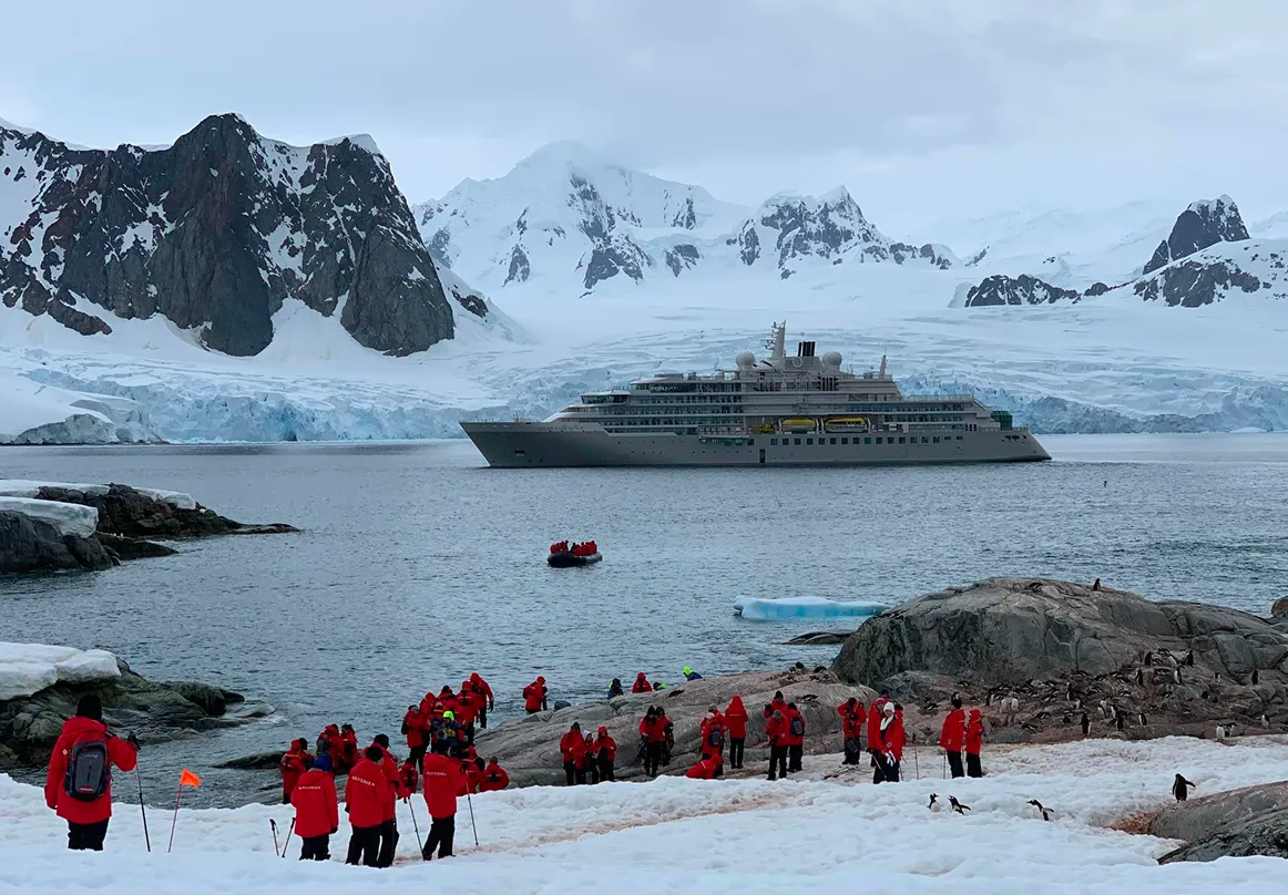 Antarctica-21-Experience-image
